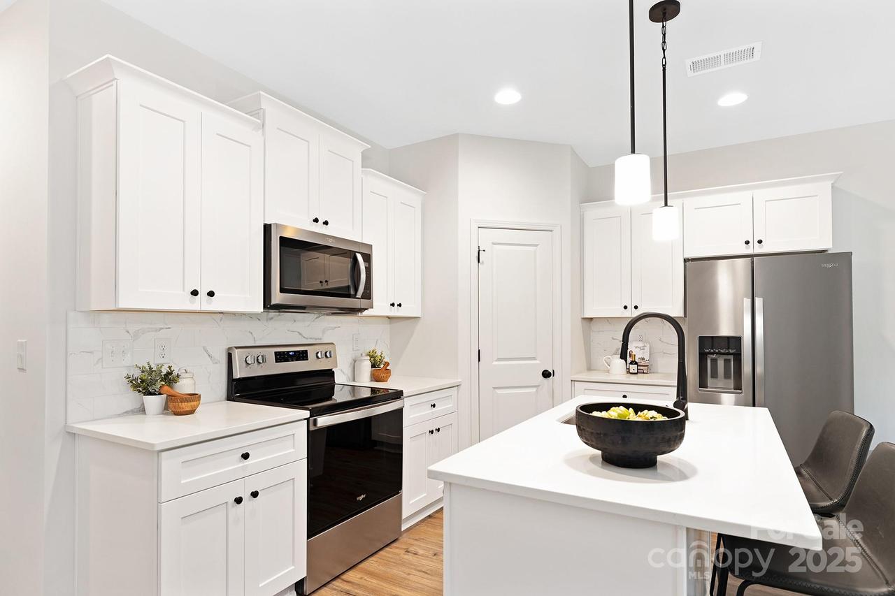 4940 Jane Ave., Charlotte, NC 28269