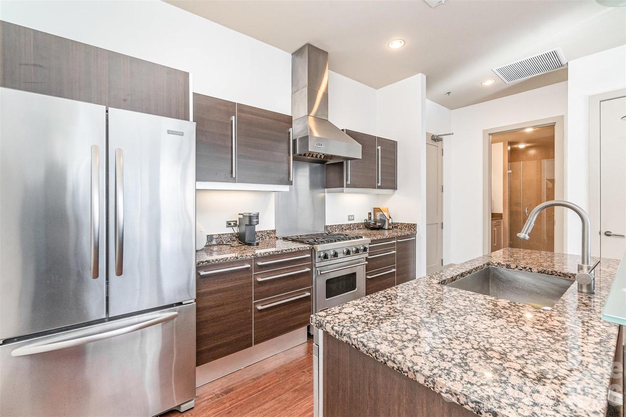 1100 Metropolitan Ave. #305, Charlotte, NC 28204