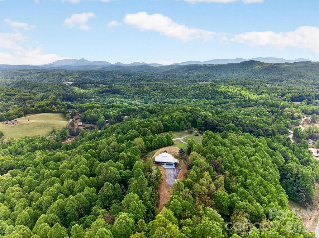 5481 Greenville Hwy., Zirconia, NC 28790
