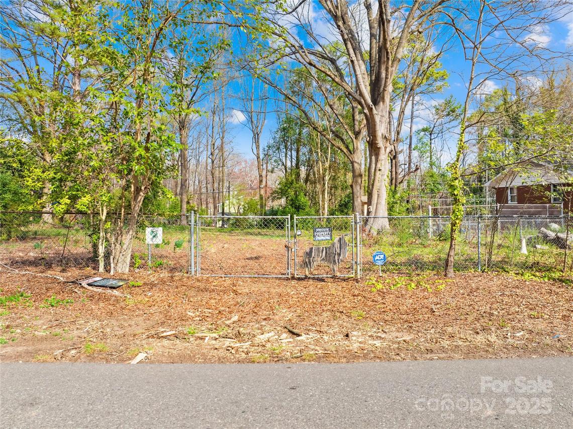 233 Owen Blvd., Charlotte, NC 28213