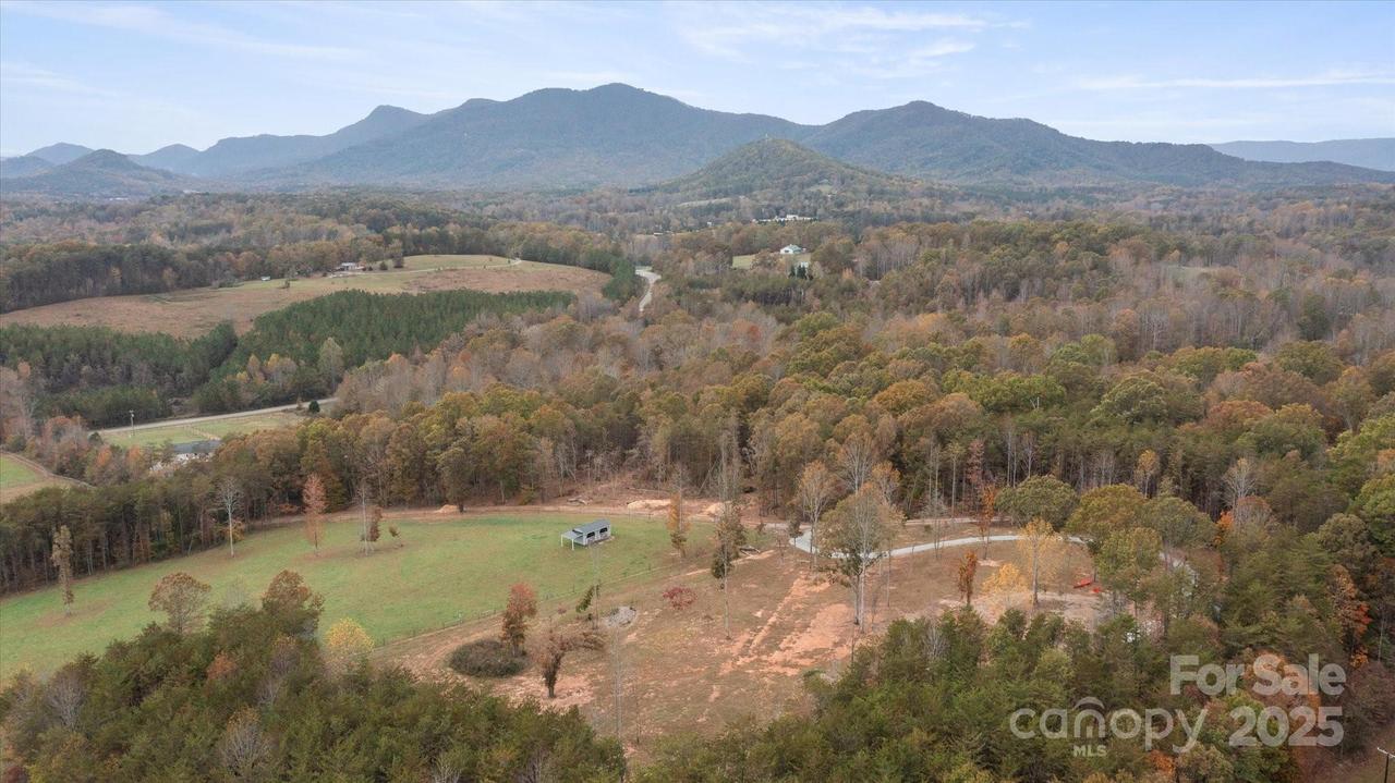 1258 Smith Waldrop Rd., Columbus, NC 28722