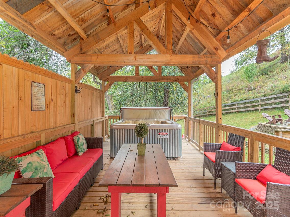 3838 Panther Creek Rd., Clyde, NC 28721
