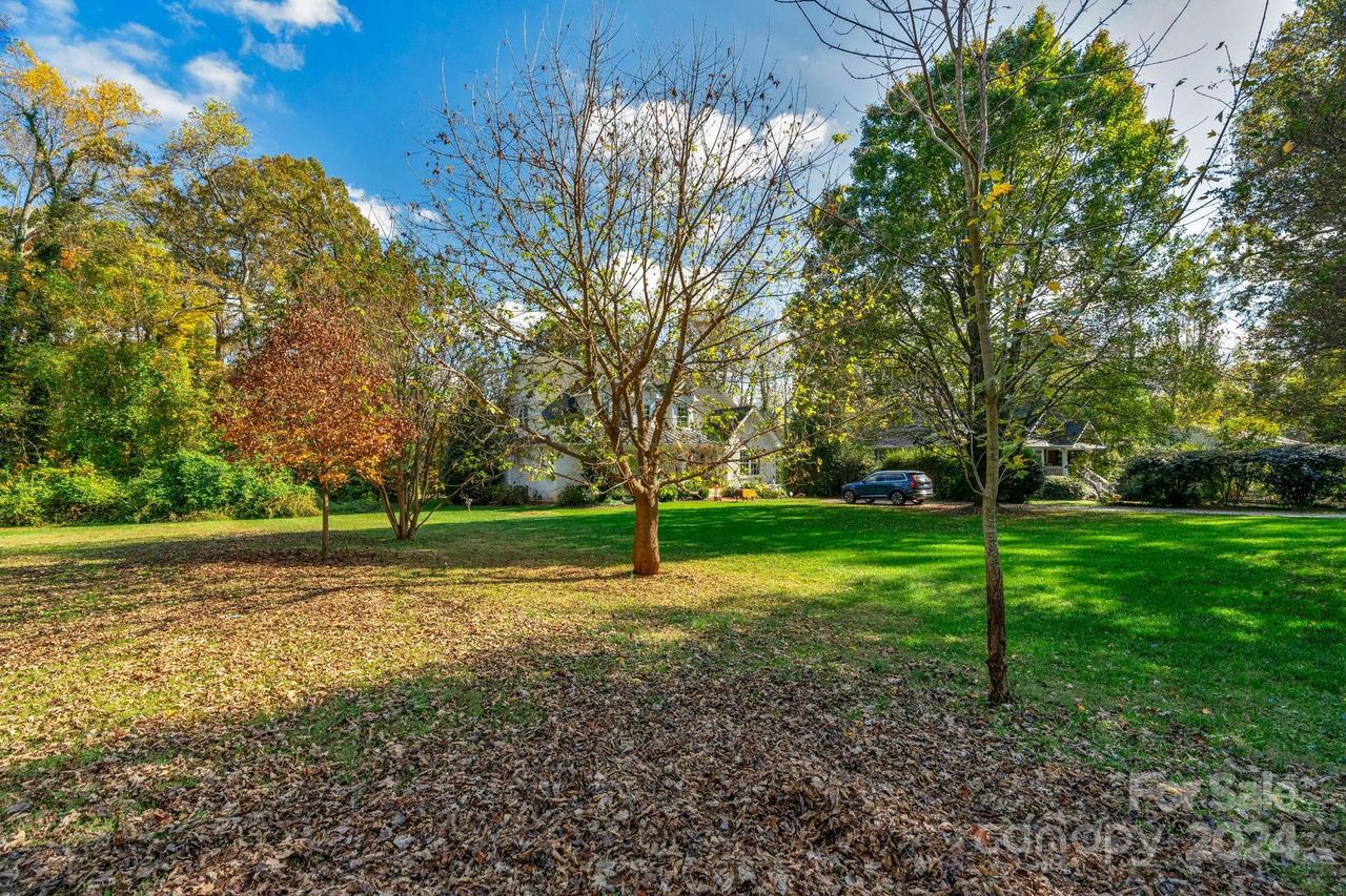 Fairfax Dr. #12, Charlotte, NC 28209