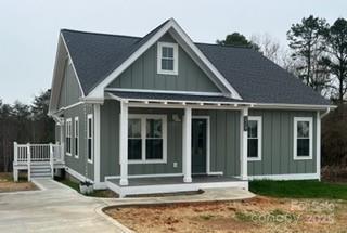 278 Right Prong Rd., Ellenboro, NC 28043