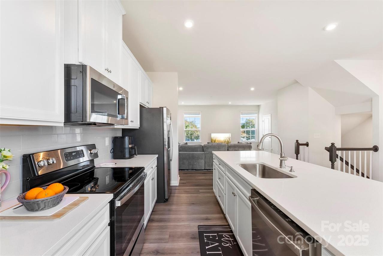 2016 Tupelo Grove Ln., Gastonia, NC 28054