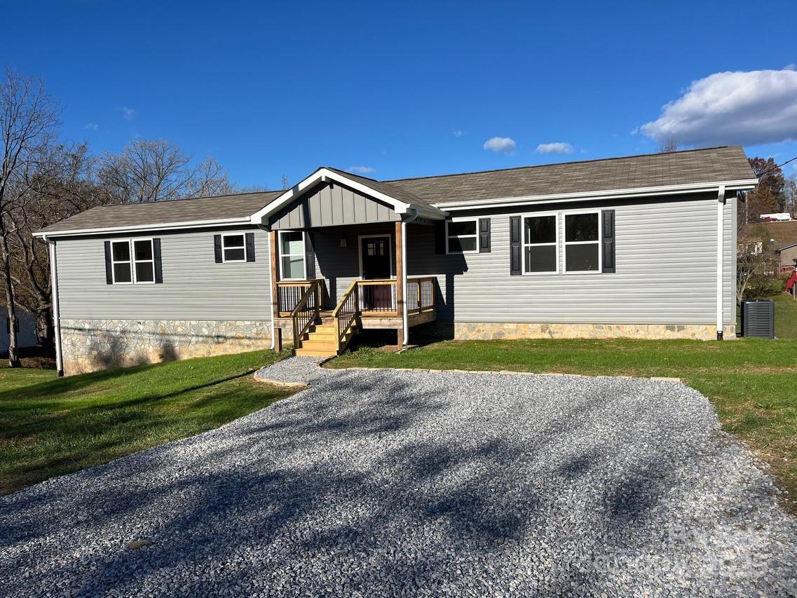 353 Morehead Rd., Marion, NC 28752