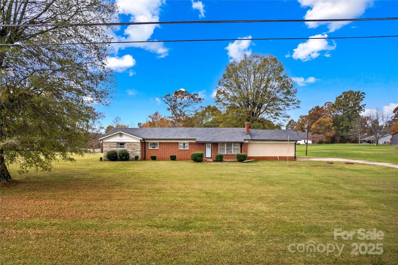 4501 Taylorsville Hwy., Statesville, NC 28625