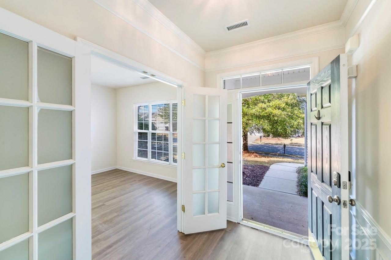 8502 Darcy Hopkins Dr., Charlotte, NC 28277