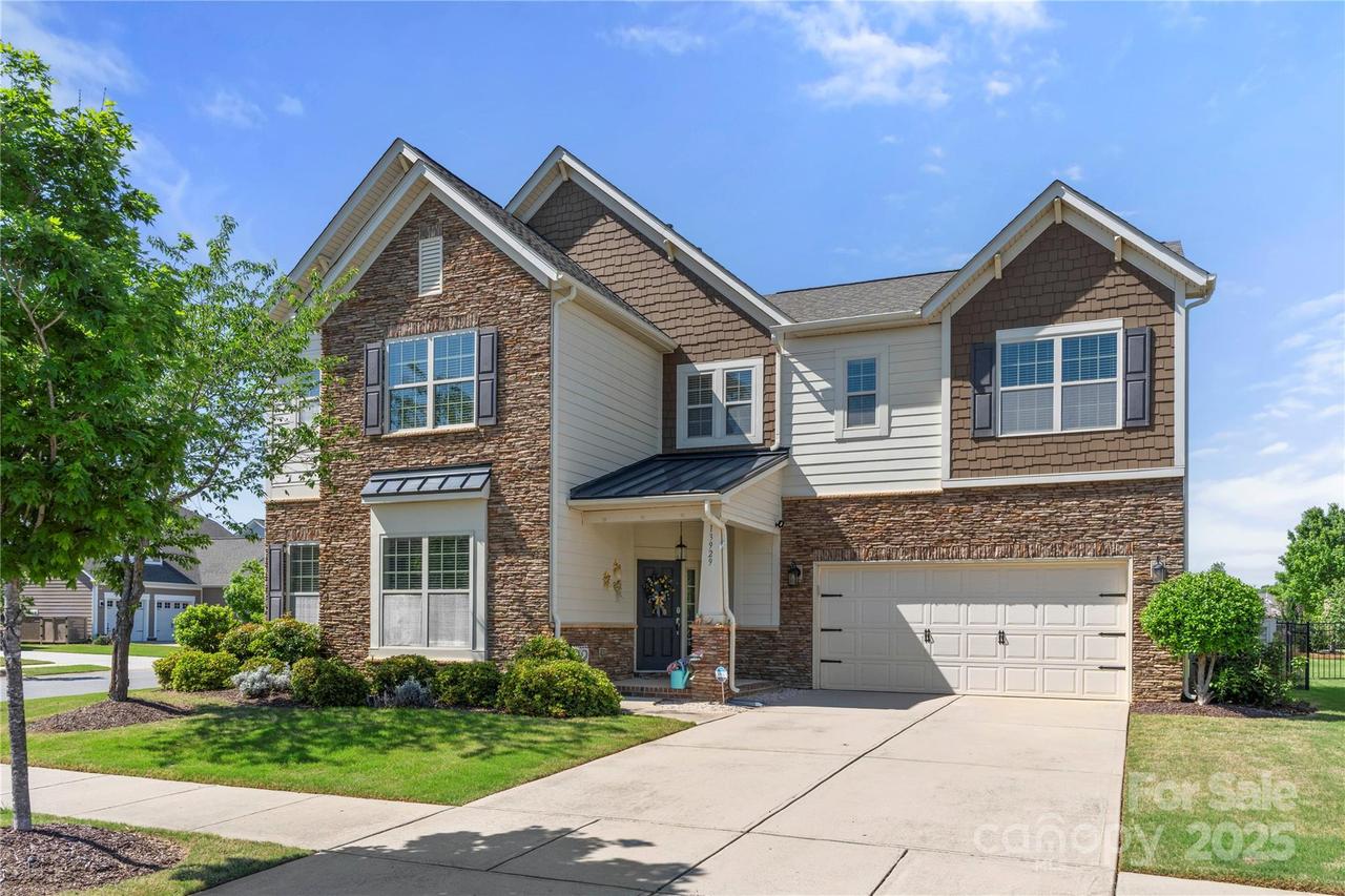 13929 Tilesford Ln., Huntersville, NC 28078