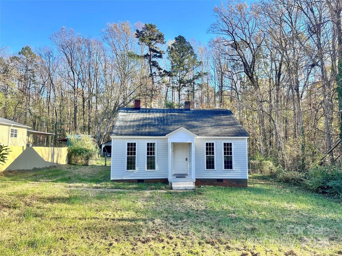 722 Tanglewood Dr., Salisbury, NC 28144