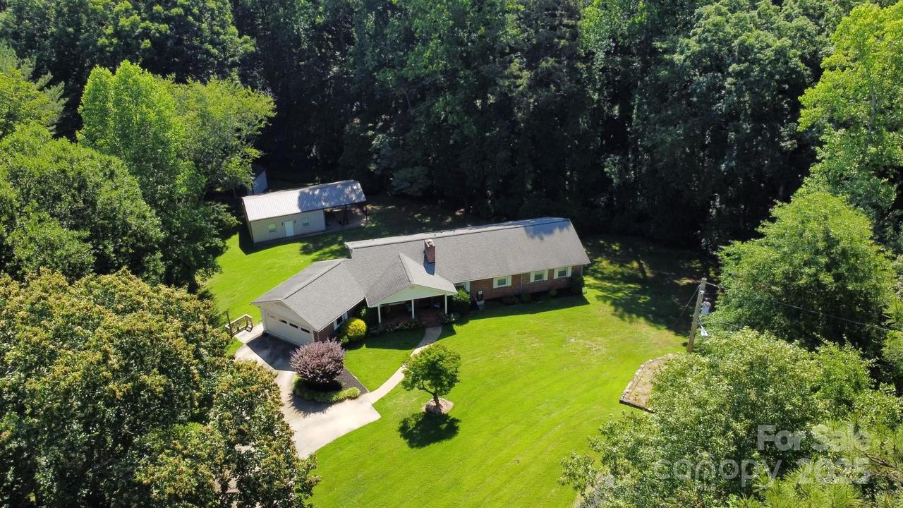 183 Creekside Dr., Forest City, NC 28043