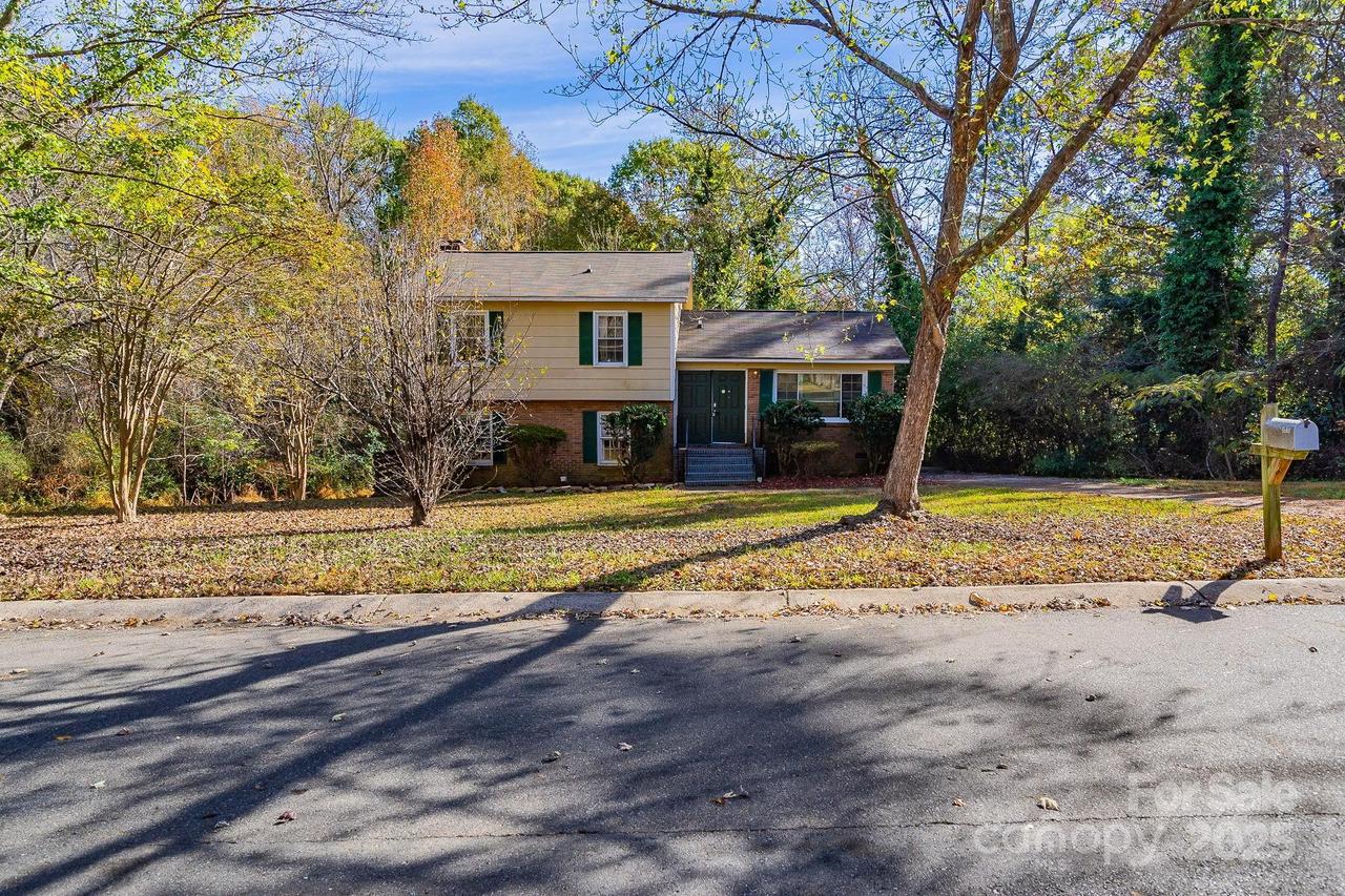 3316 Valley Grove Rd., Charlotte, NC 28227