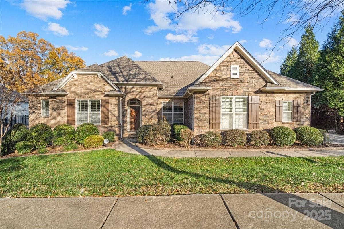 14700 Old Vermillion Dr., Huntersville, NC 28078
