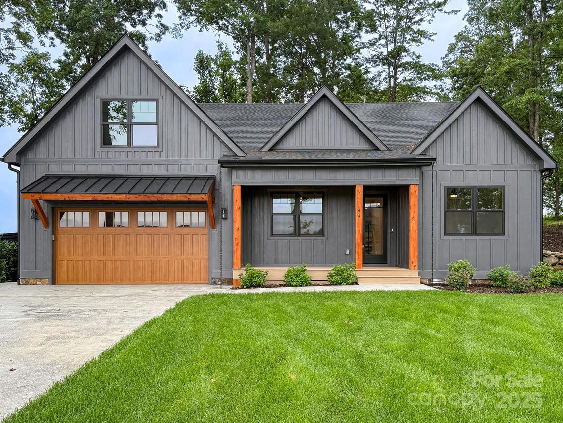 44 Skylar Ln., Mills River, NC 28759