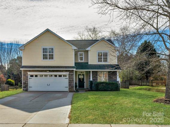 New Homes For Sale This Week That Attend New Town Elementary: December 6th to December 12th