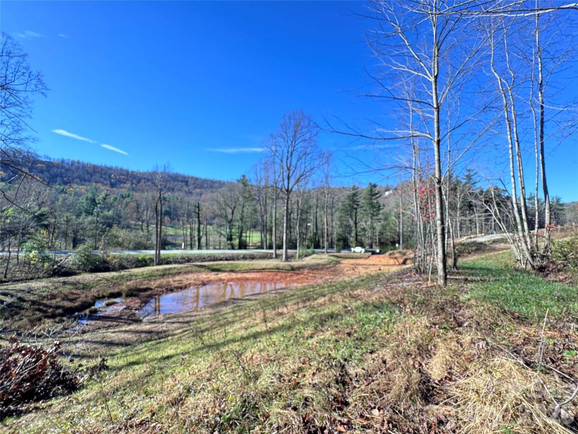 3200 Greenville Hwy., Flat Rock, NC 28731