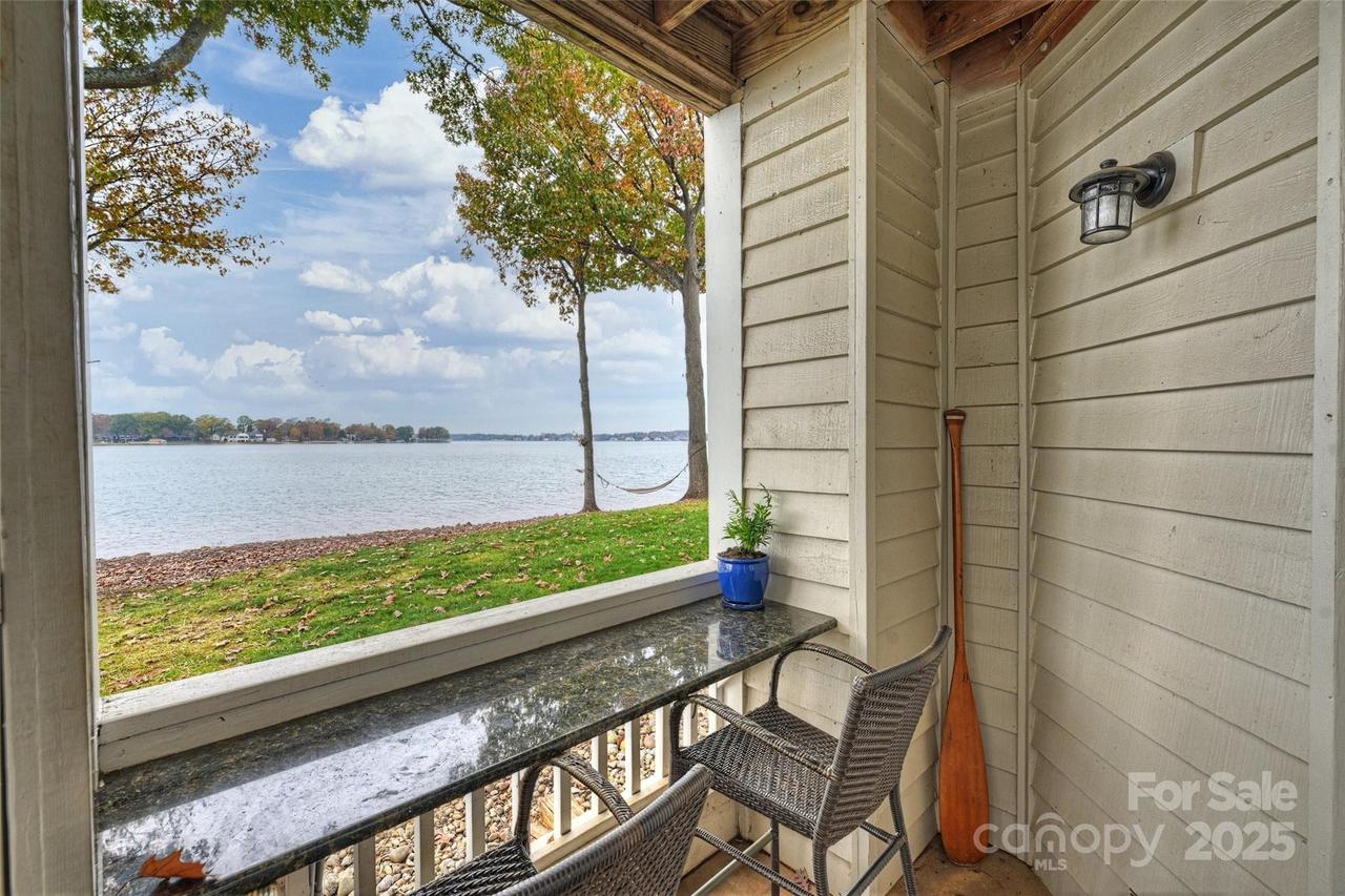 907 Southwest Dr., Davidson, NC 28036