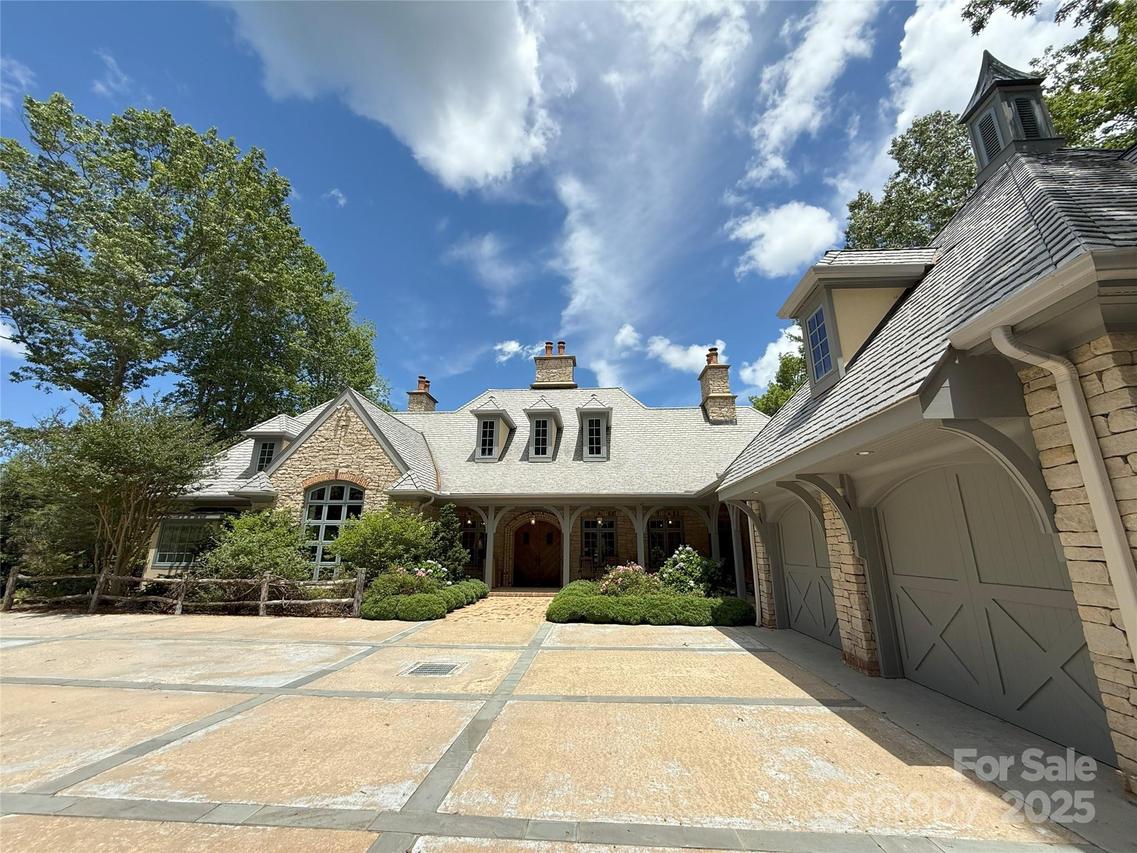 138 Indian Trace, Lake Toxaway, NC 28747