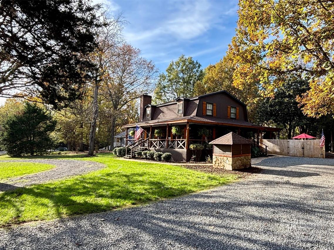 13538 Pine Harbor Rd., Charlotte, NC 28278