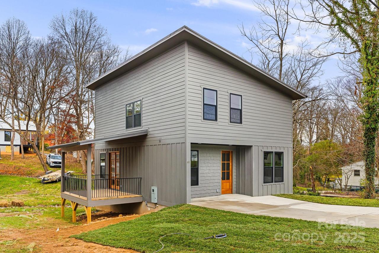 61 Bellevue Rd., Asheville, NC 28803
