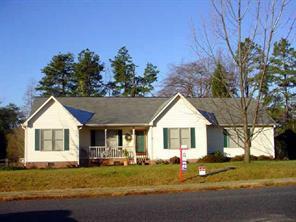 911 Emerson Dr., Mooresville, NC 28115