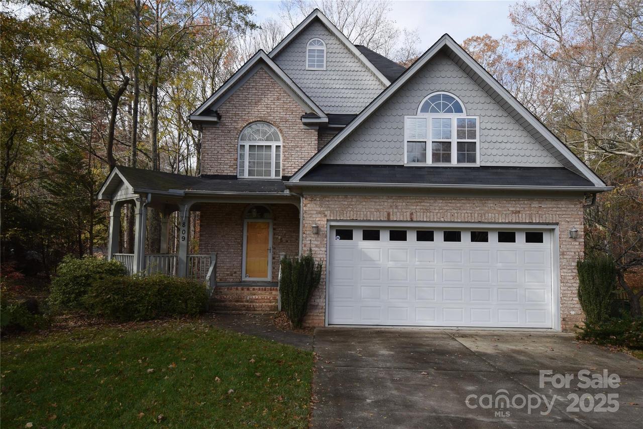 809 Pine Forest Rd., Charlotte, NC 28214