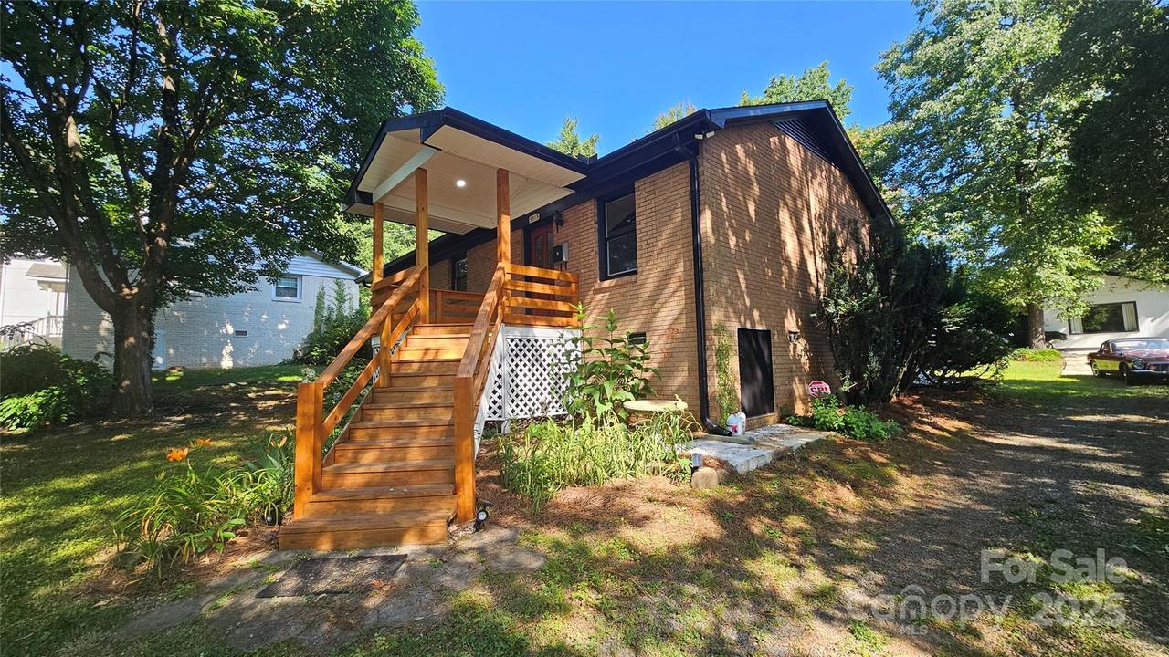 5315 Ruth Dr., Charlotte, NC 28215