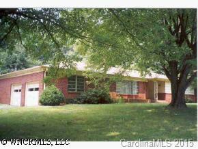 28 Julia Lane, Waynesville, NC 28786
