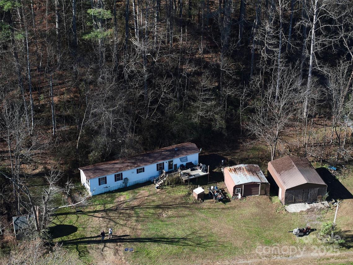 24 Wright Rd., Whittier, NC 28789