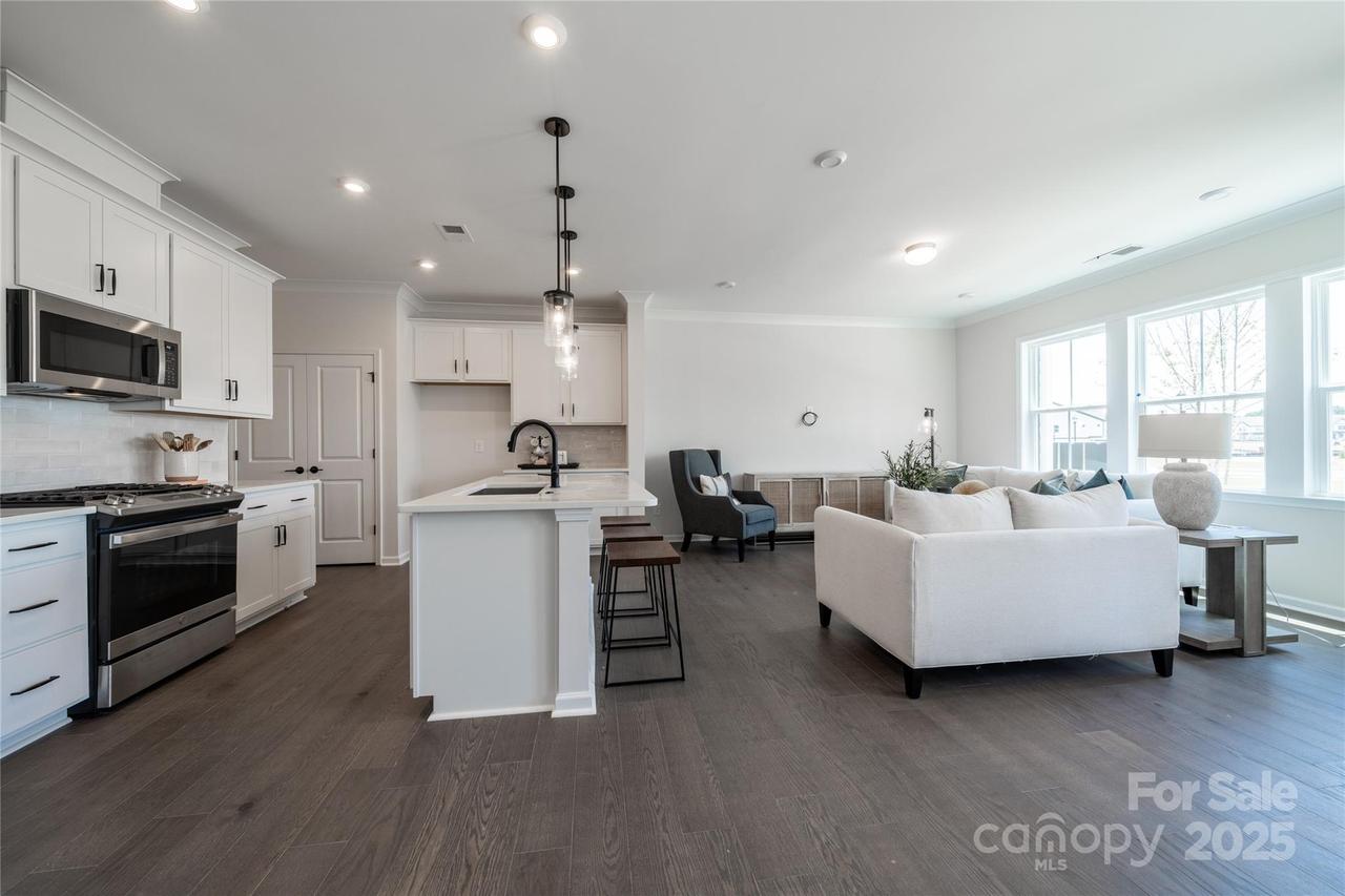 5680 Clear Creek Ln., Charlotte, NC 28215