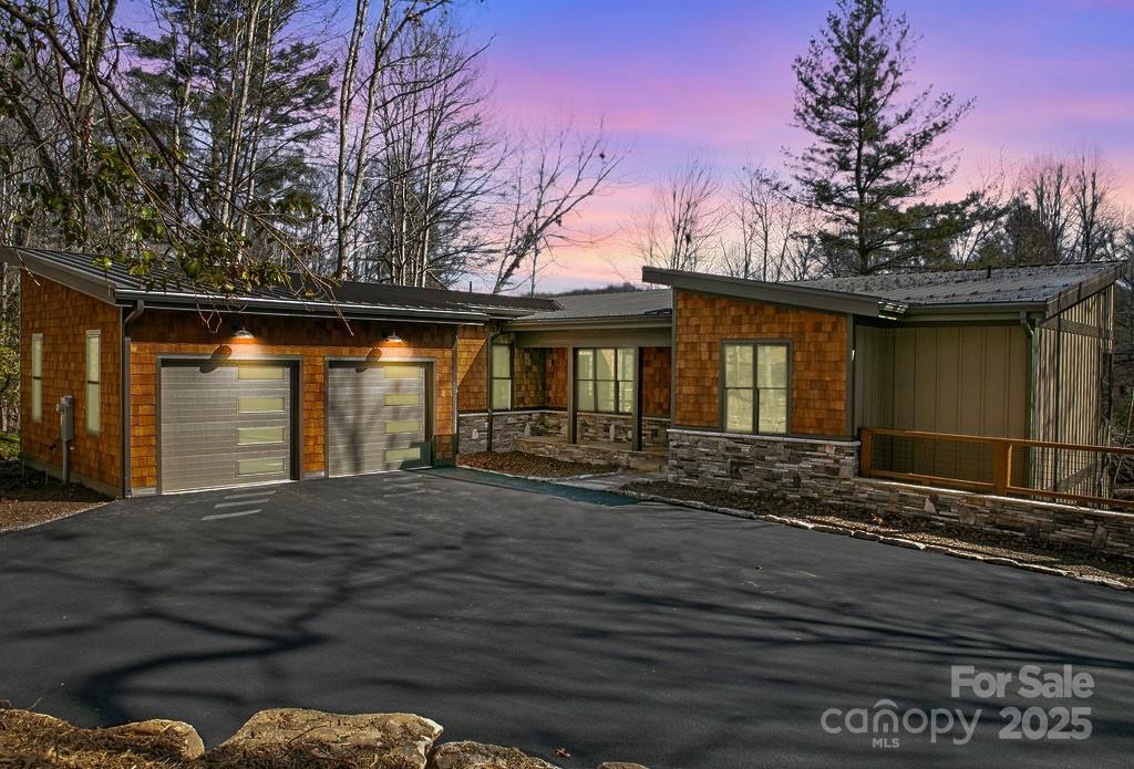 3243 Connestee Tr., Brevard, NC 28712