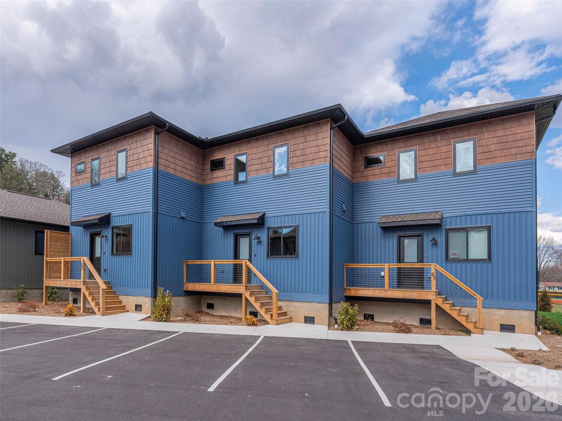 41 Leap Frog Park, Waynesville, NC 28786