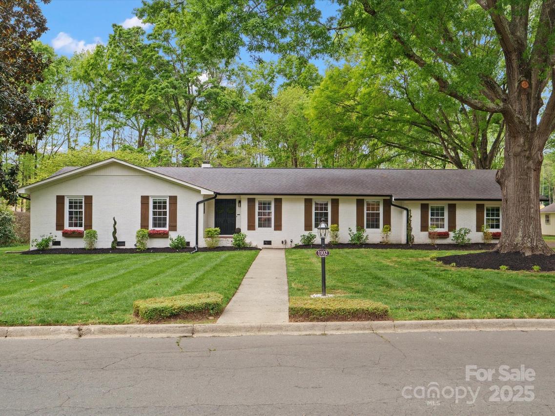 1102 Oak Hill Dr., Monroe, NC 28112