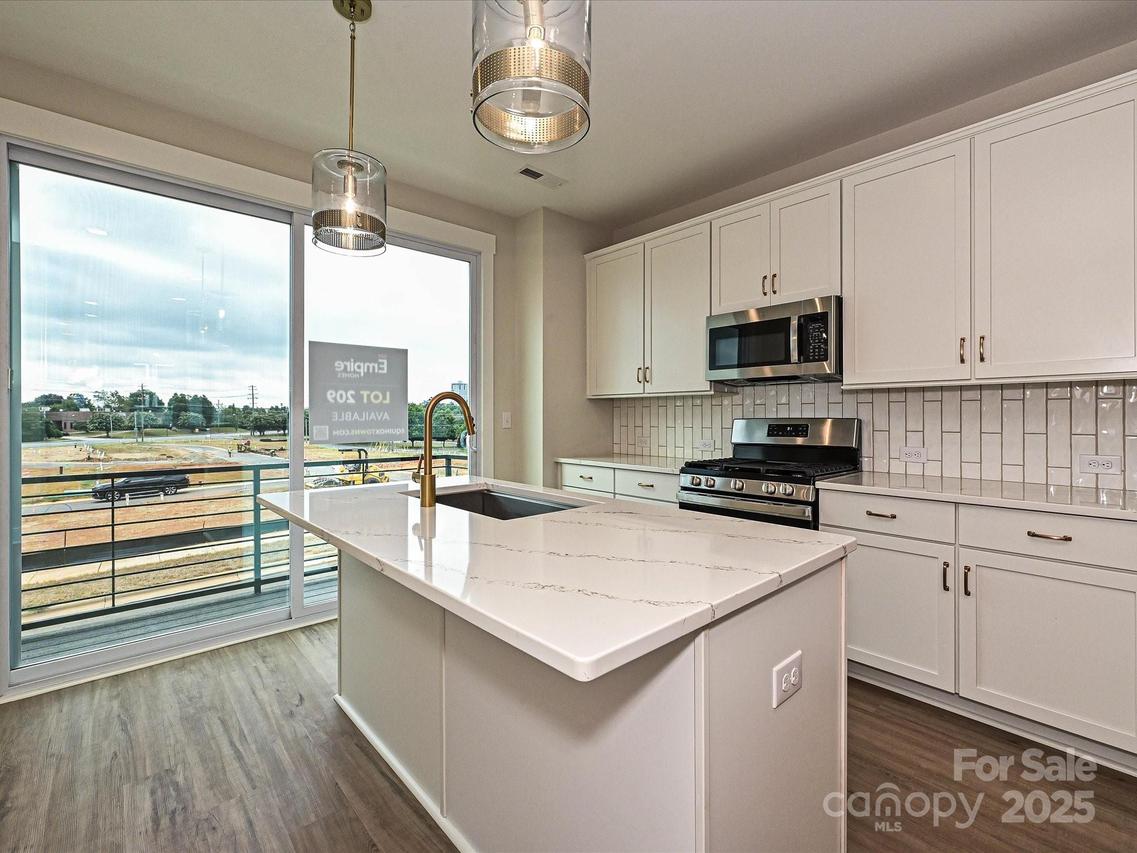 1611 Polk St. #EQX0209, Charlotte, NC 28206