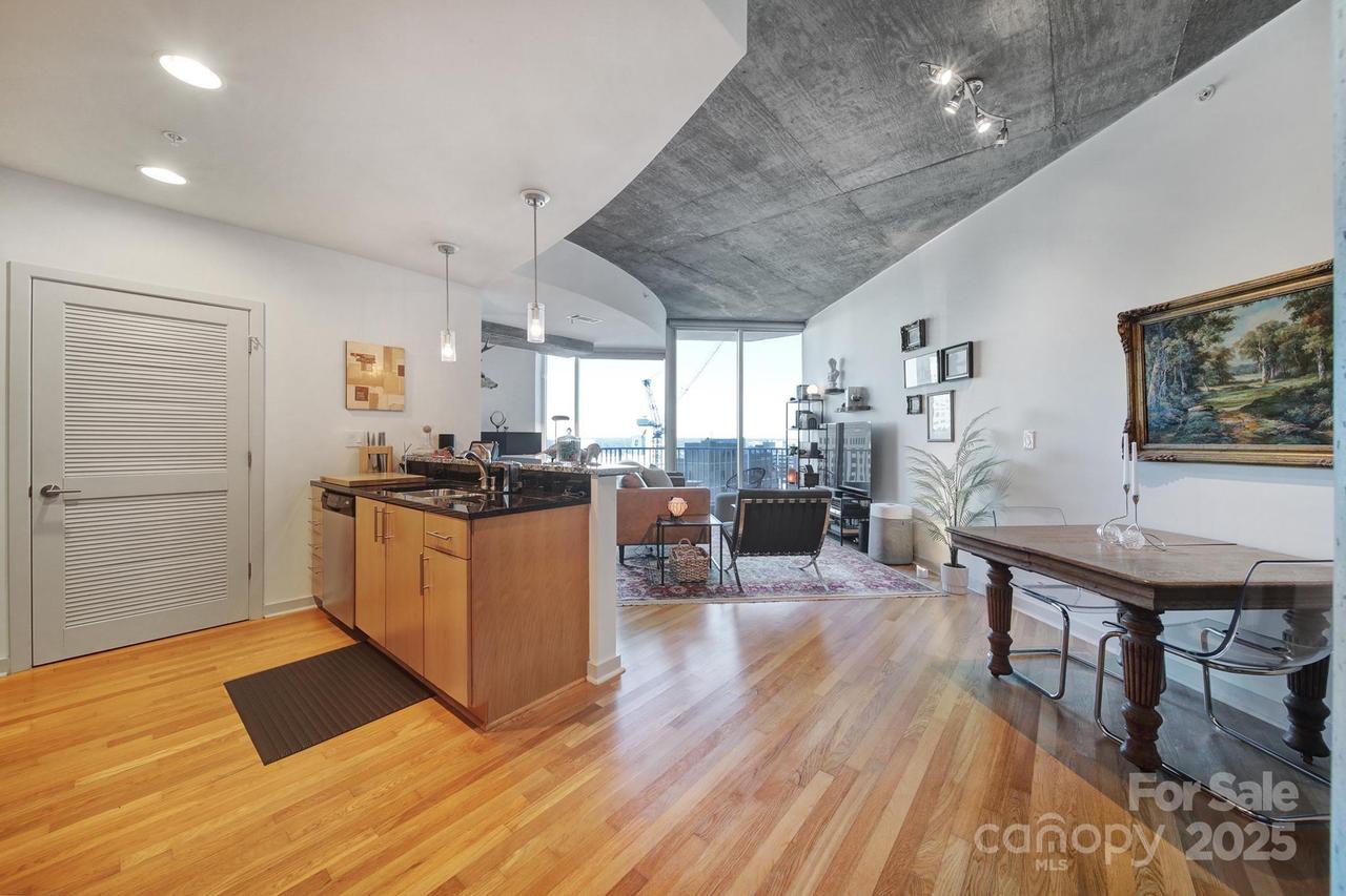210 N Church St. #1213, Charlotte, NC 28202