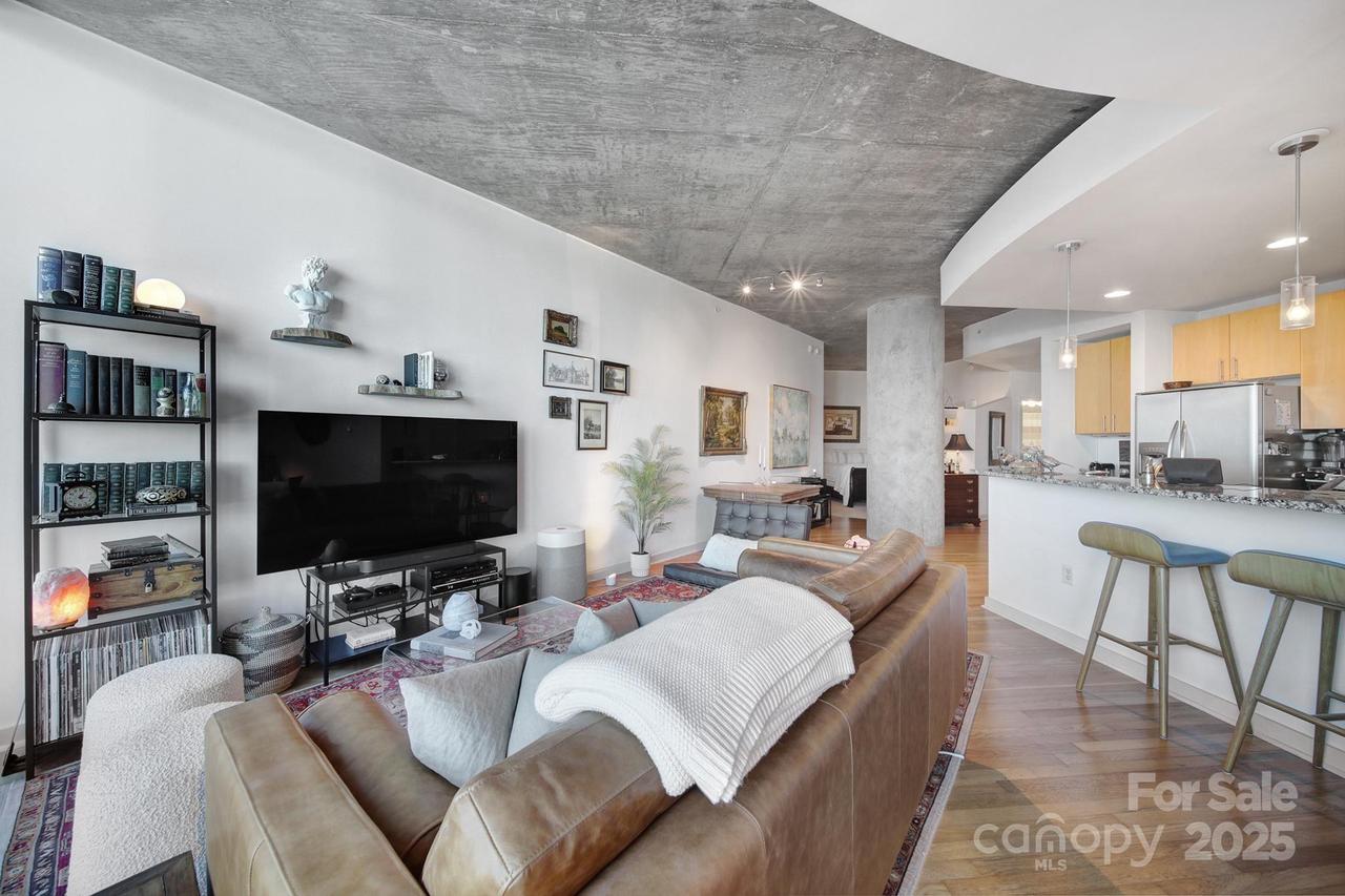 210 N Church St. #1213, Charlotte, NC 28202