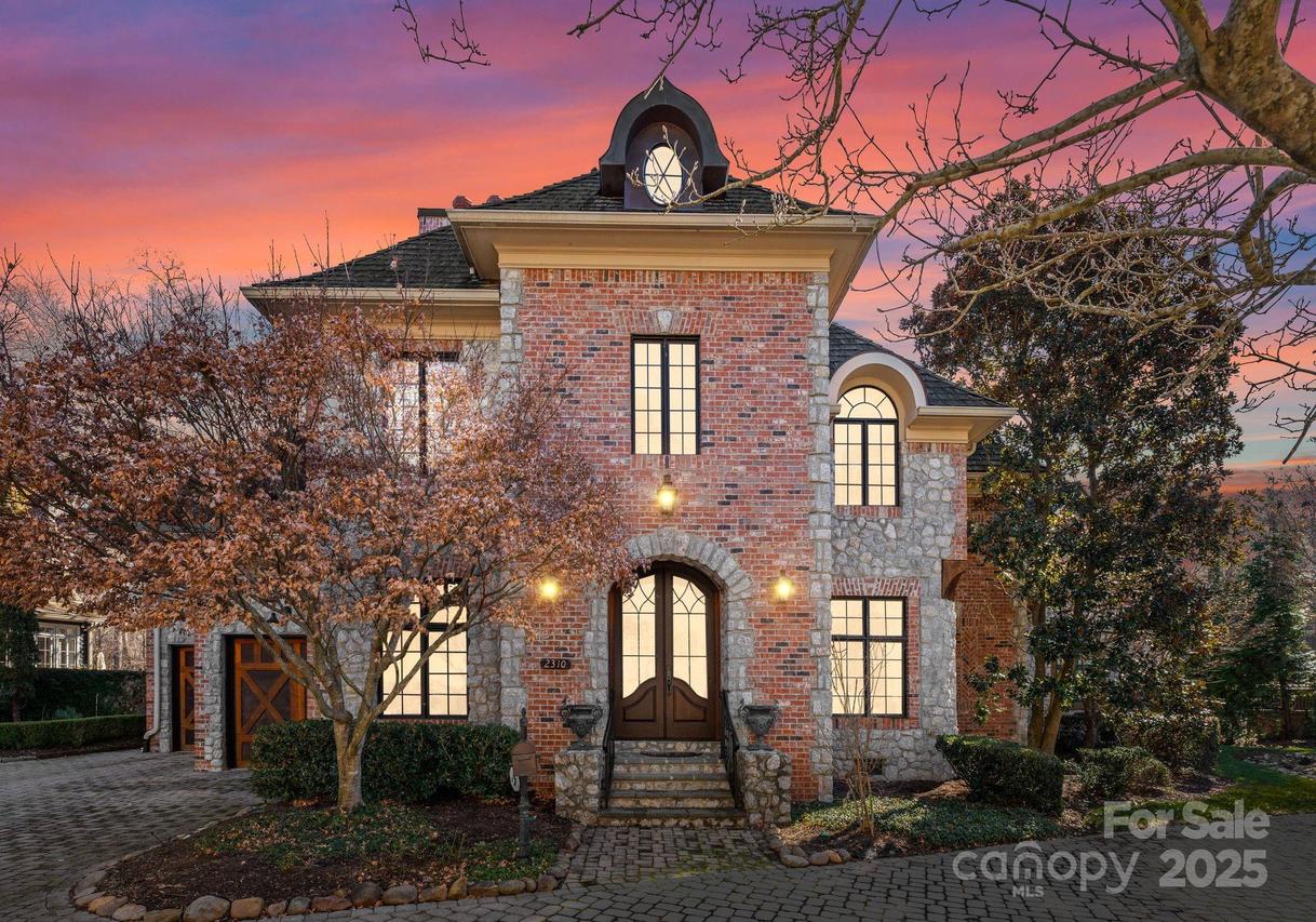 2310 La Maison Dr., Charlotte, NC 28226