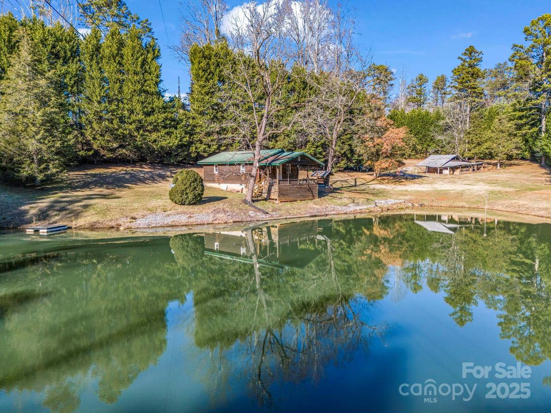 620 Smith Waldrop Rd., Columbus, NC 28722