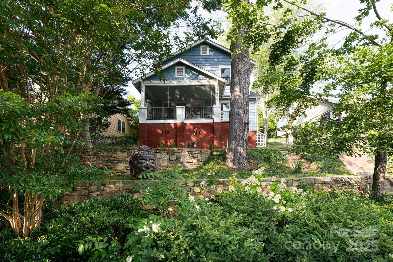 273 Murdock Ave., Asheville, NC 28804