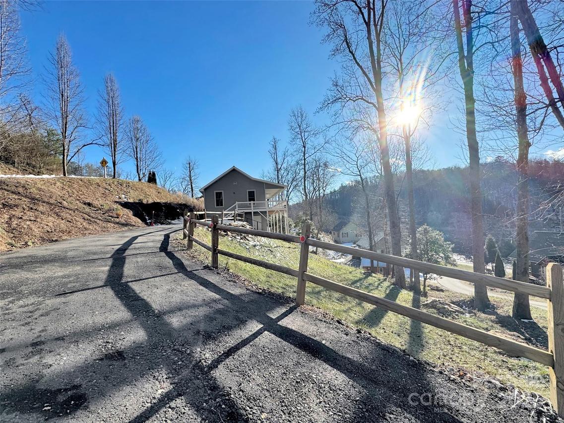 78 Rio Bravo Dr., Sylva, NC 28779