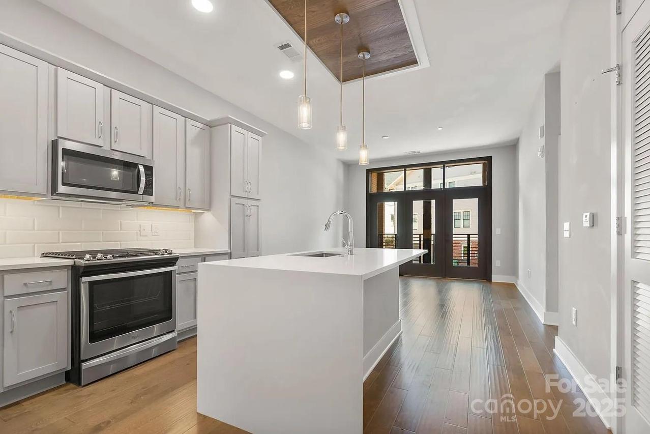 2401 Euclid Ave. #103, Charlotte, NC 28203