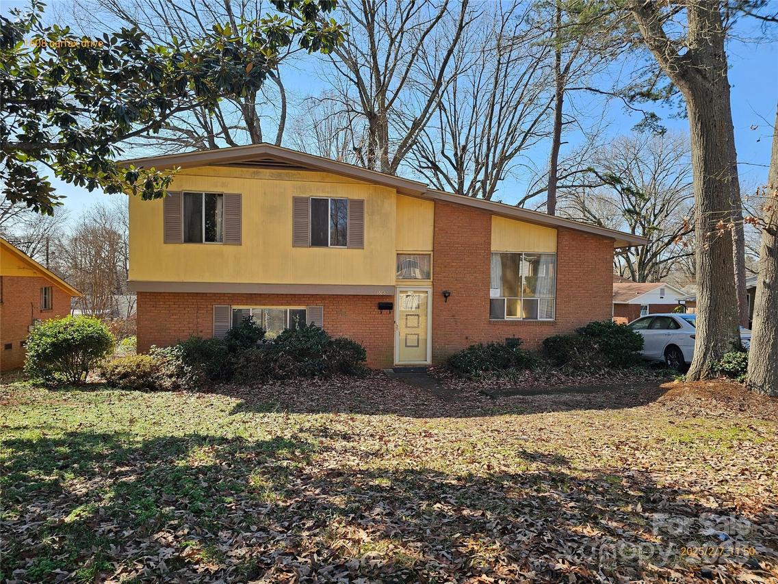 1608 Carfax Dr., Charlotte, NC 28216
