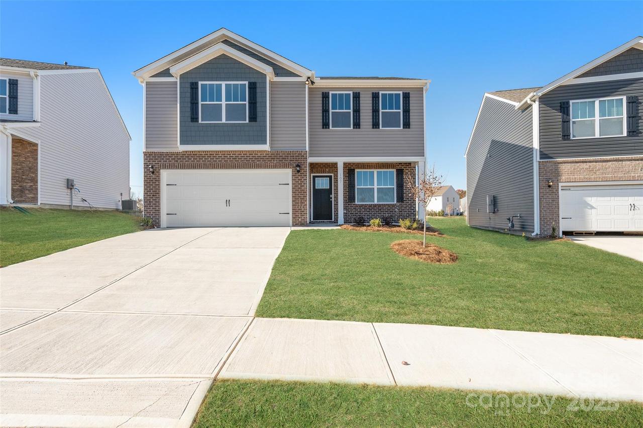 830 Adelston Ln., Asheville, NC 28804