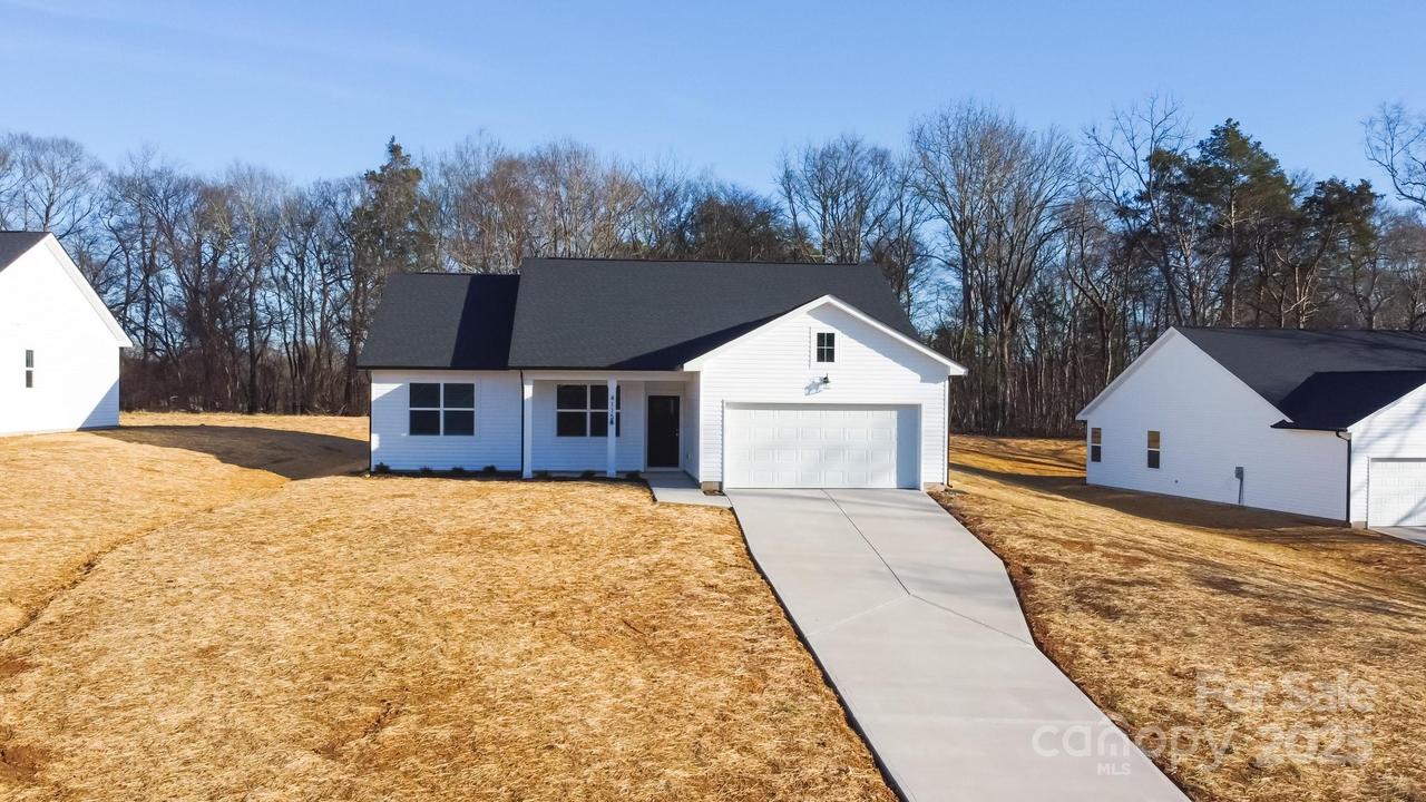 4115 Pebblebrook Cir., Concord, NC 28027