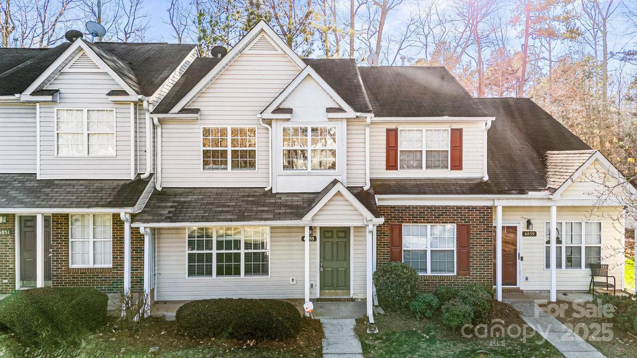6855 Juniper Tree St., Charlotte, NC 28215