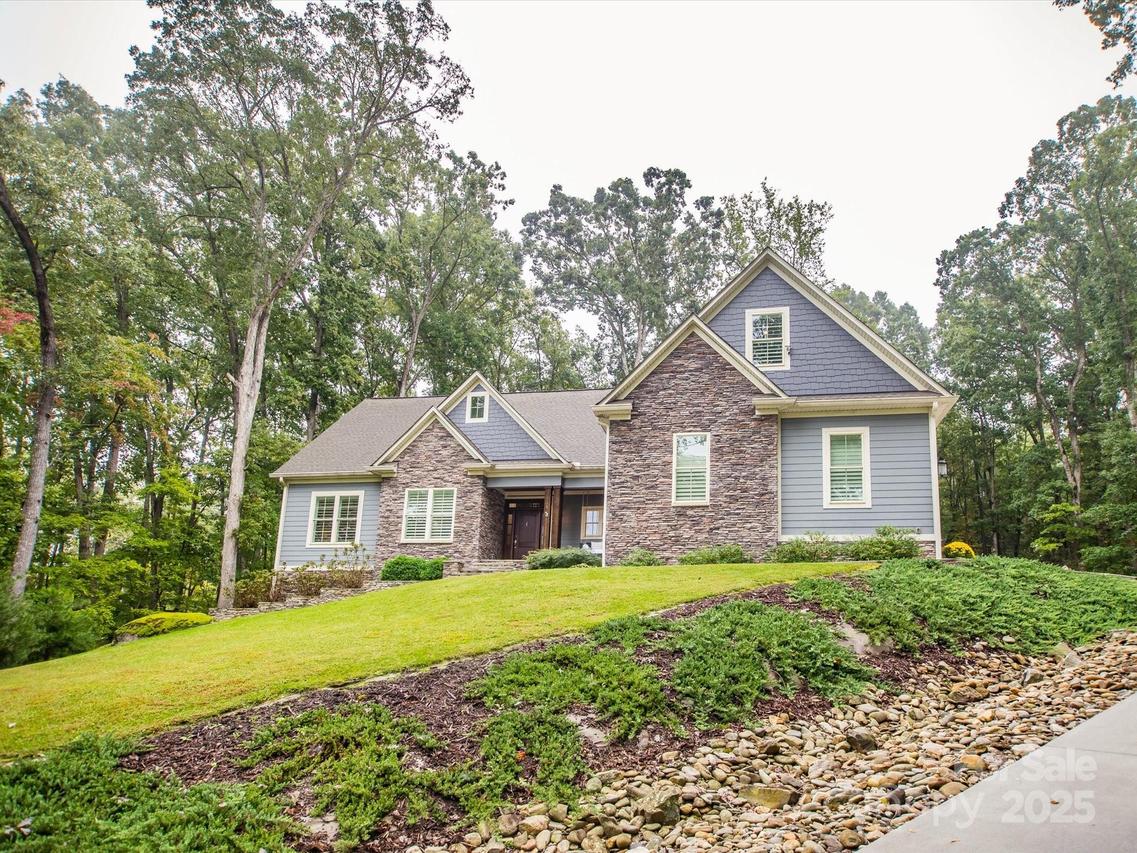 161 Greenbay Rd., Mooresville, NC 28117