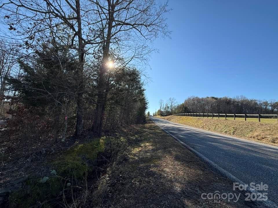 000 Smith Waldrop Rd., Columbus, NC 28722