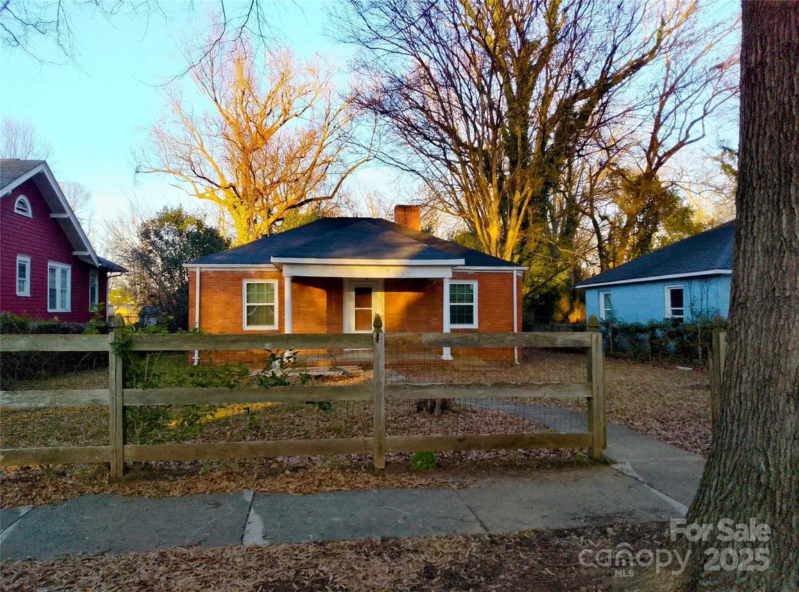 440 Sylvania Ave., Charlotte, NC 28206