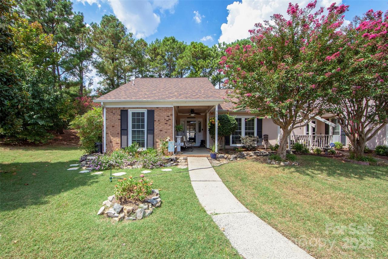 6818 Copernicus Cir., Charlotte, NC 28226