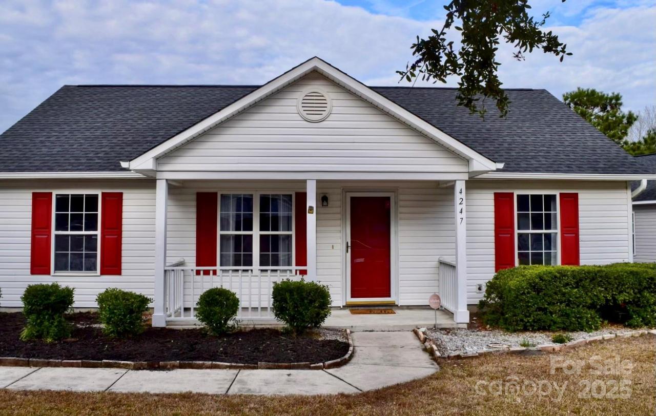 4247 Sunglow Dr., Wilmington, NC 28405
